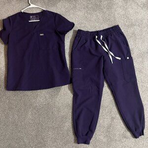 figs matching scrub set